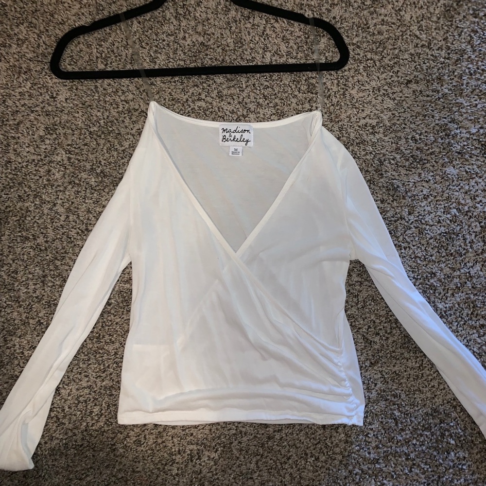 Madison & Berkeley cross front shirt. size medium